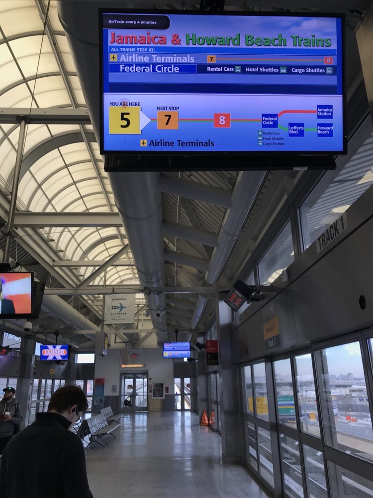 Train to Federal Way takes you to the rental cars place Train to Federal Way takes you to the rental cars place