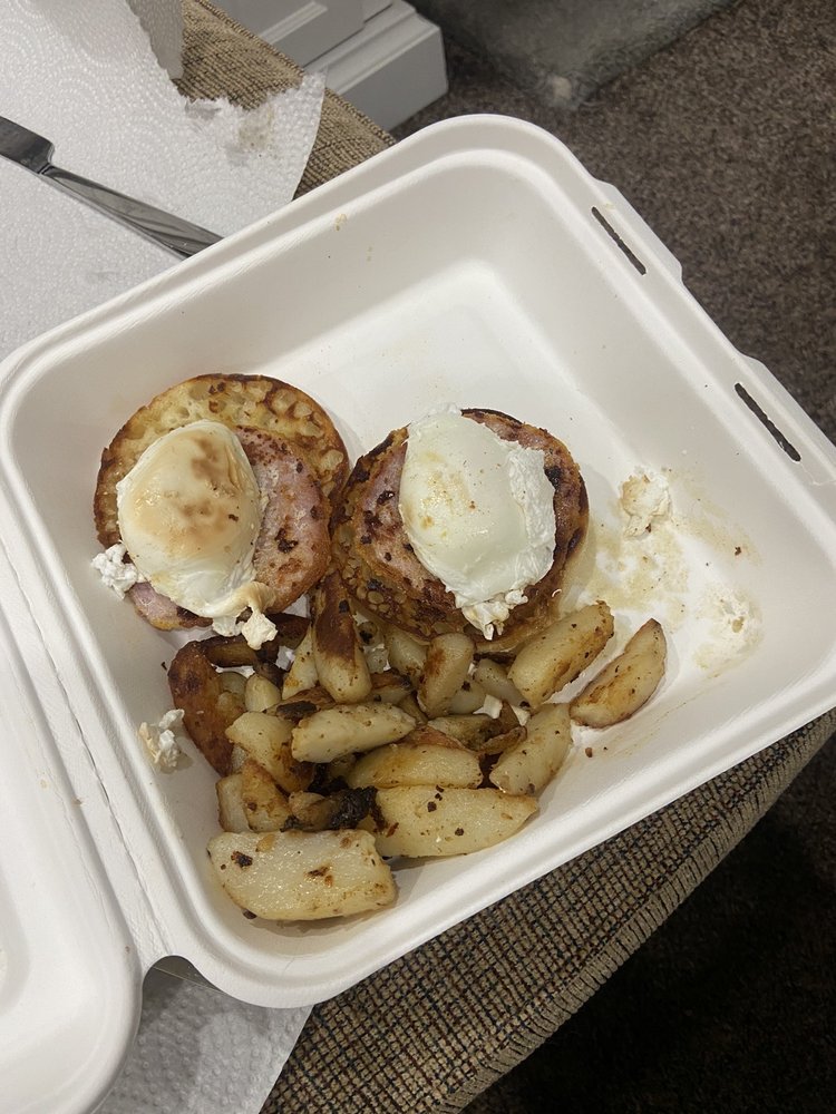 Cora's Breakfast & Lunch