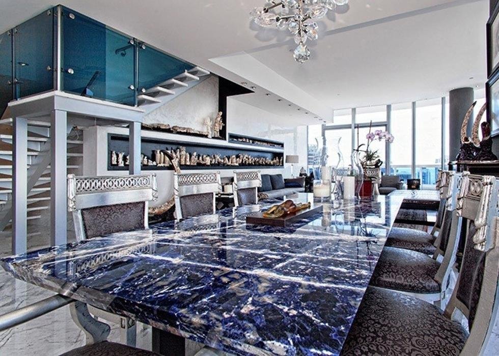 USi STONE AND TILE