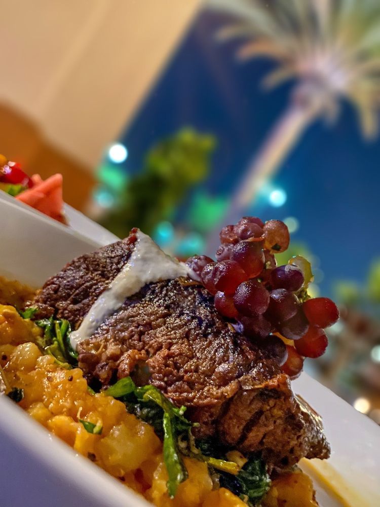 Nunos Bistro & Bar Nunos Bistro & Bar