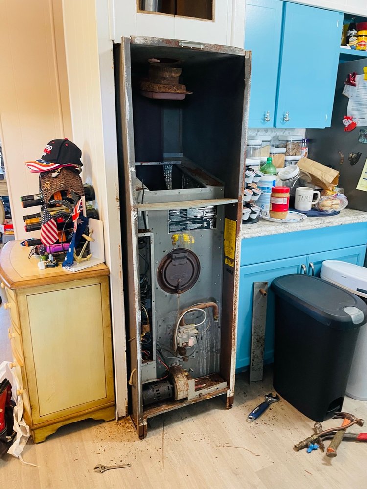 image of business AC Warehouse - Bradenton