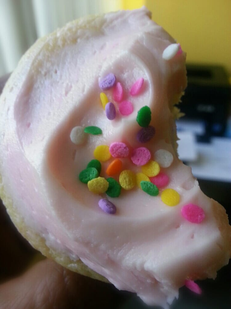 Okay...NO MORE SUGAR THIS WEEK! But I'm a sucka' for vanilla cupcakes