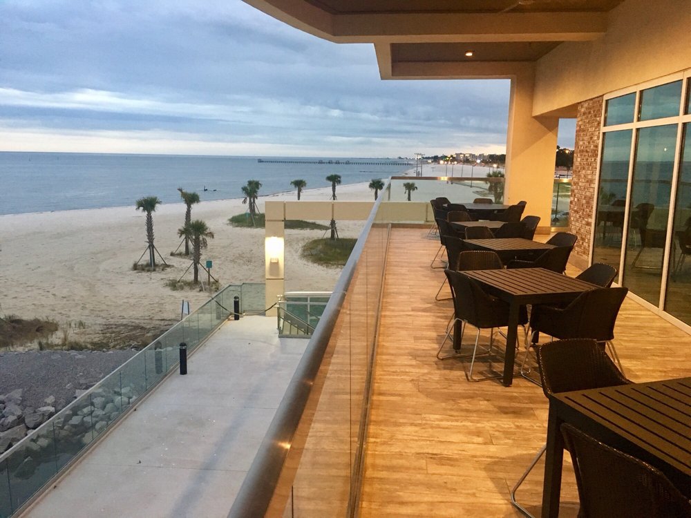 Gulf Breeze Bar Cocktail Bars 3300 W Beach Blvd, Gulfport, MS