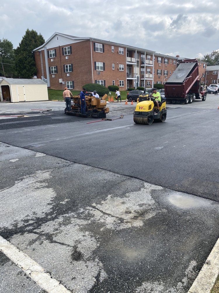 Asphalt Paving & Maintenance & Seal Coating