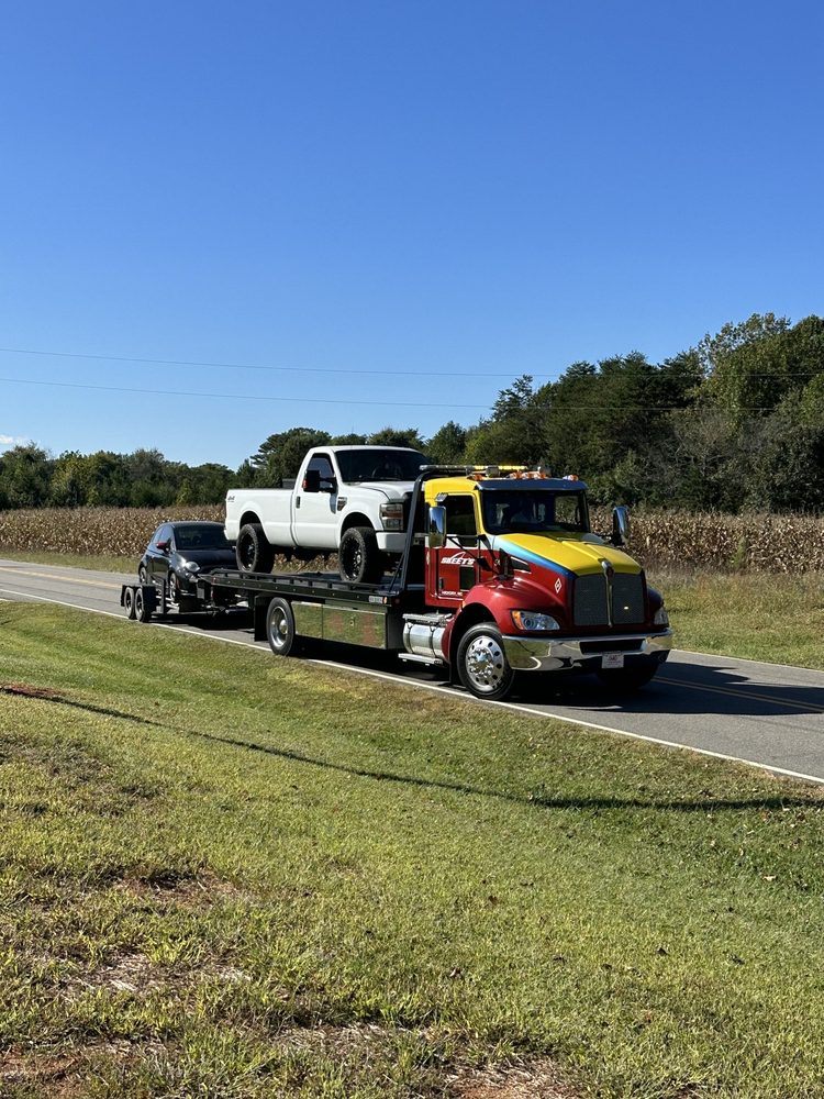 Skeet's Auto Body Repair & Wrecker Service