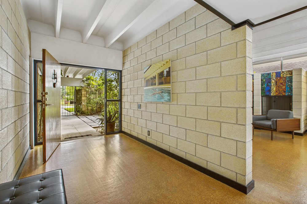 Metropolis Real Estate Solutions
