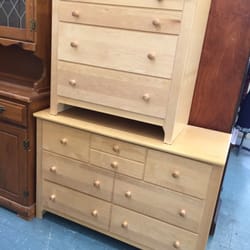 The Salvation Army 10 Reviews Thrift S 562 North Ave New Photo Of The Salvation Army New Rochelle Ny United States Cute Dresser