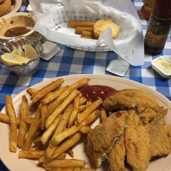 Catfish Sam S 39 Photos 70 Reviews Seafood 2735 W Division Photo Of Catfish Sam S Arlington Tx United States Hush Puppies Frys