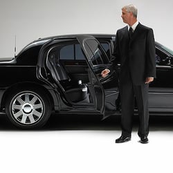 Ultimate Town Car 14 Reviews Service 11001 Eagle Photo Of Ultimate Town Car Orlando Fl United States Professional Chauffeurs