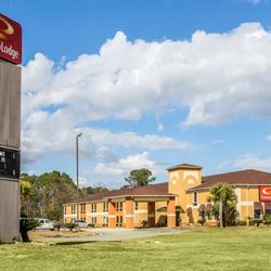 Econo Lodge 28 Photos Hotels 1300 Veterans Pkwy North Photo Of Econo Lodge Moultrie Ga United States