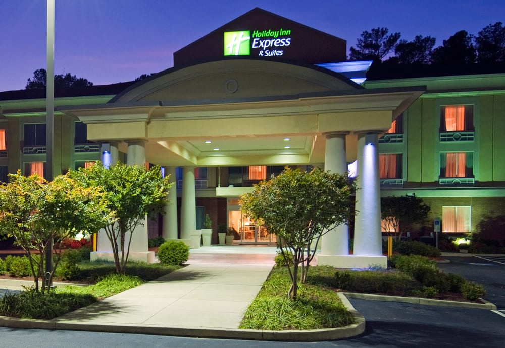 Holiday Inn Express & Suites Emporia 17 Reviews Venues & Event