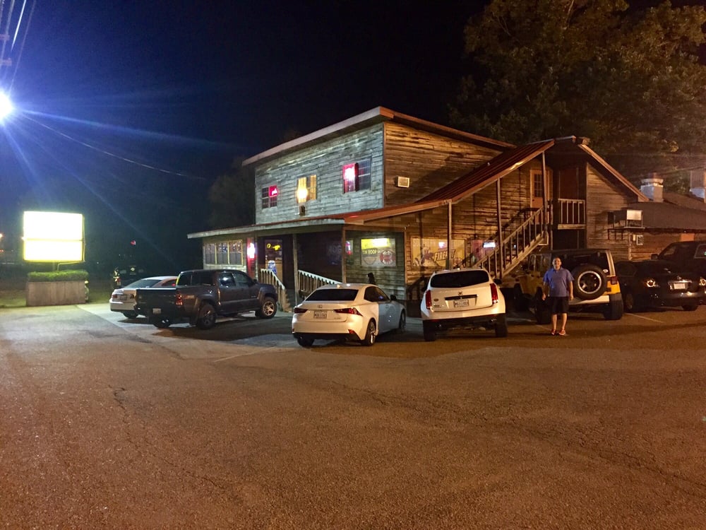 McB’s Bar & Grill 20 Photos & 11 Reviews Bars 815 Lake Harbour Dr