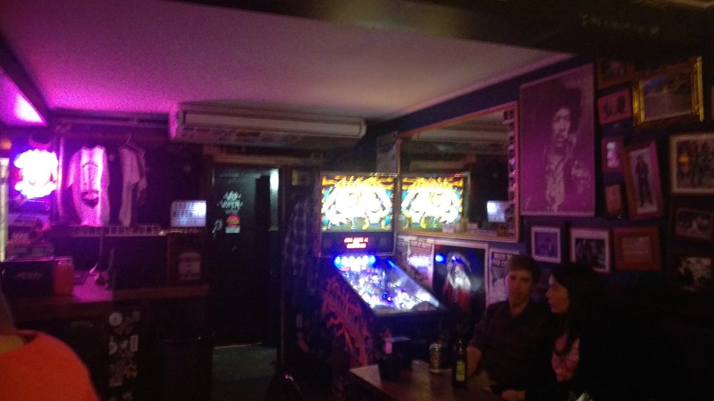 Eddie's Grubhouse
