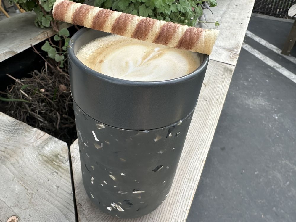 Tiny Café
