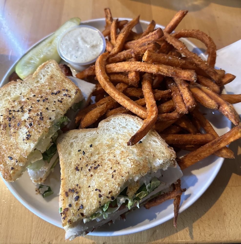 Press Box Sports Grill - Clovis