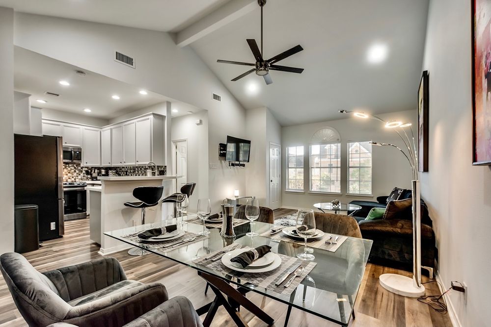 image of business Hickory Remodeling & Construction