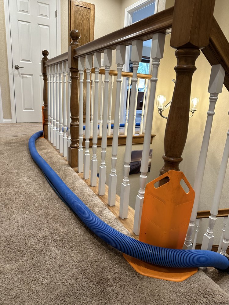 Efren's Carpet Cleaning