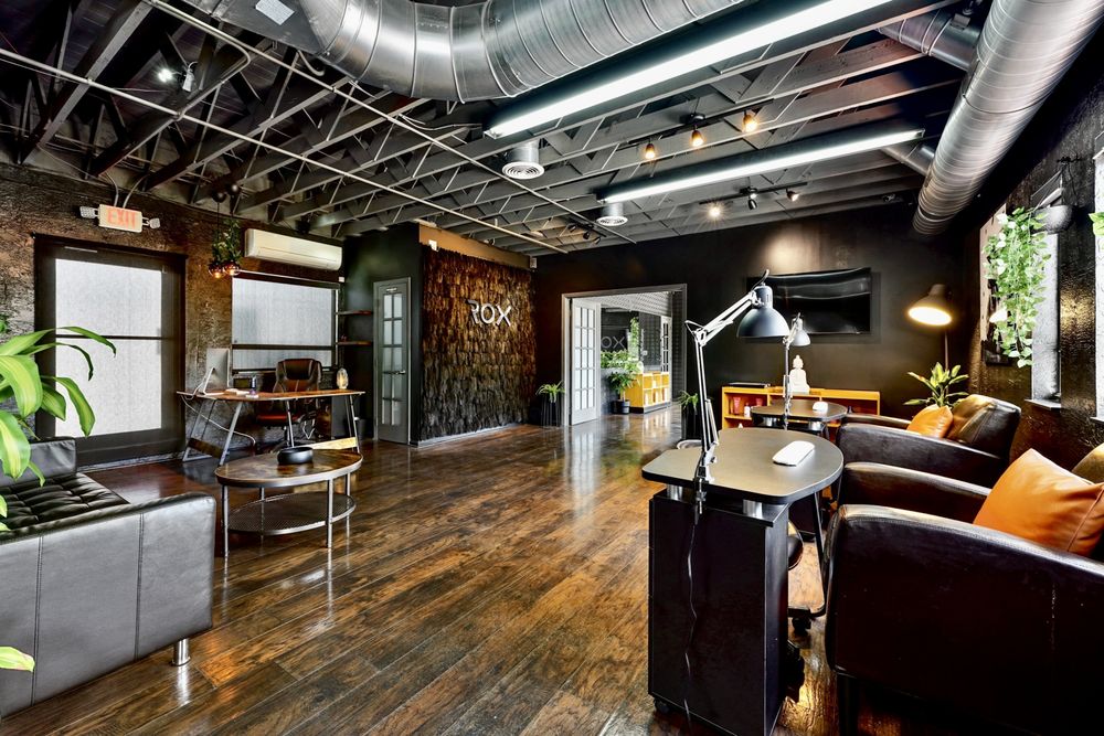 Rox Beauty Bar Image