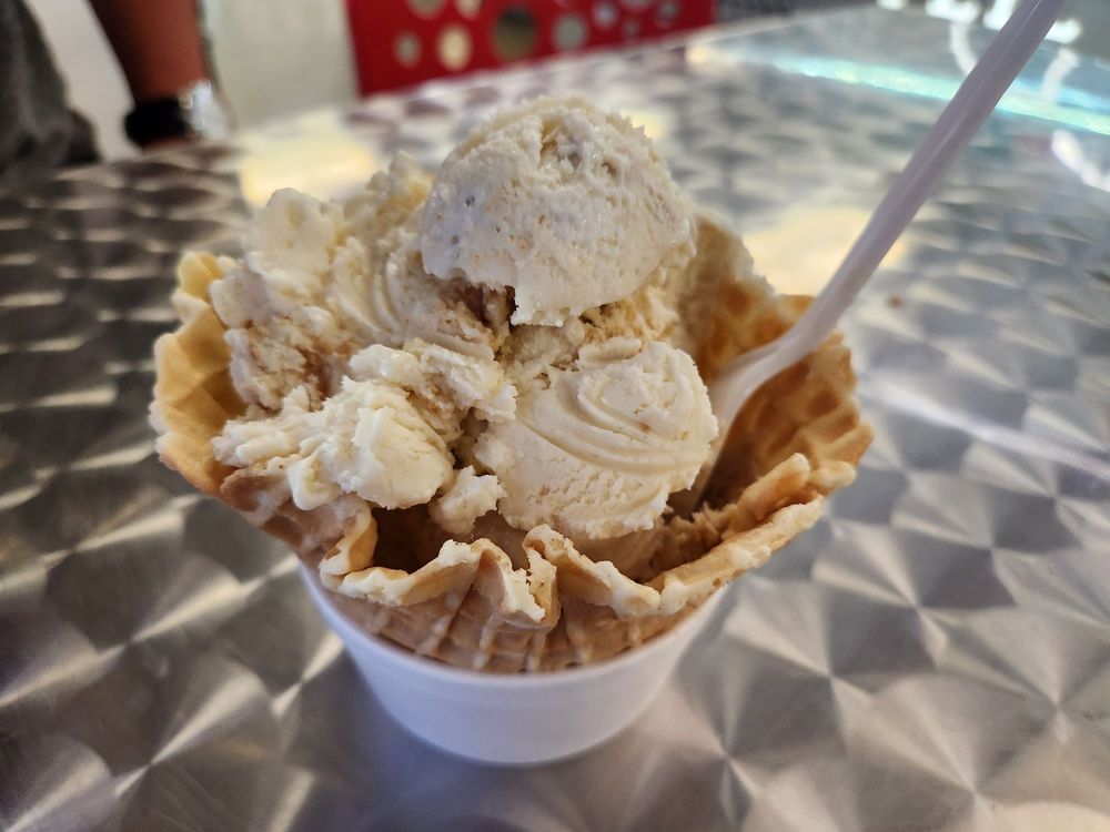 Pete & Belle's Ice Cream Shop