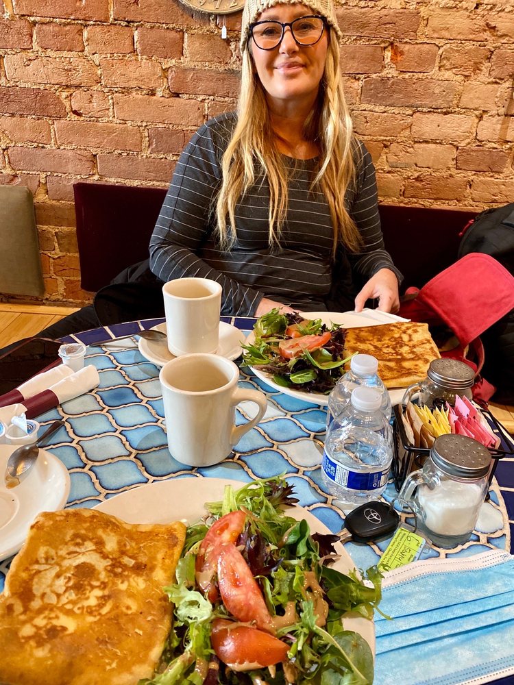 Caffe Mona La Bistro