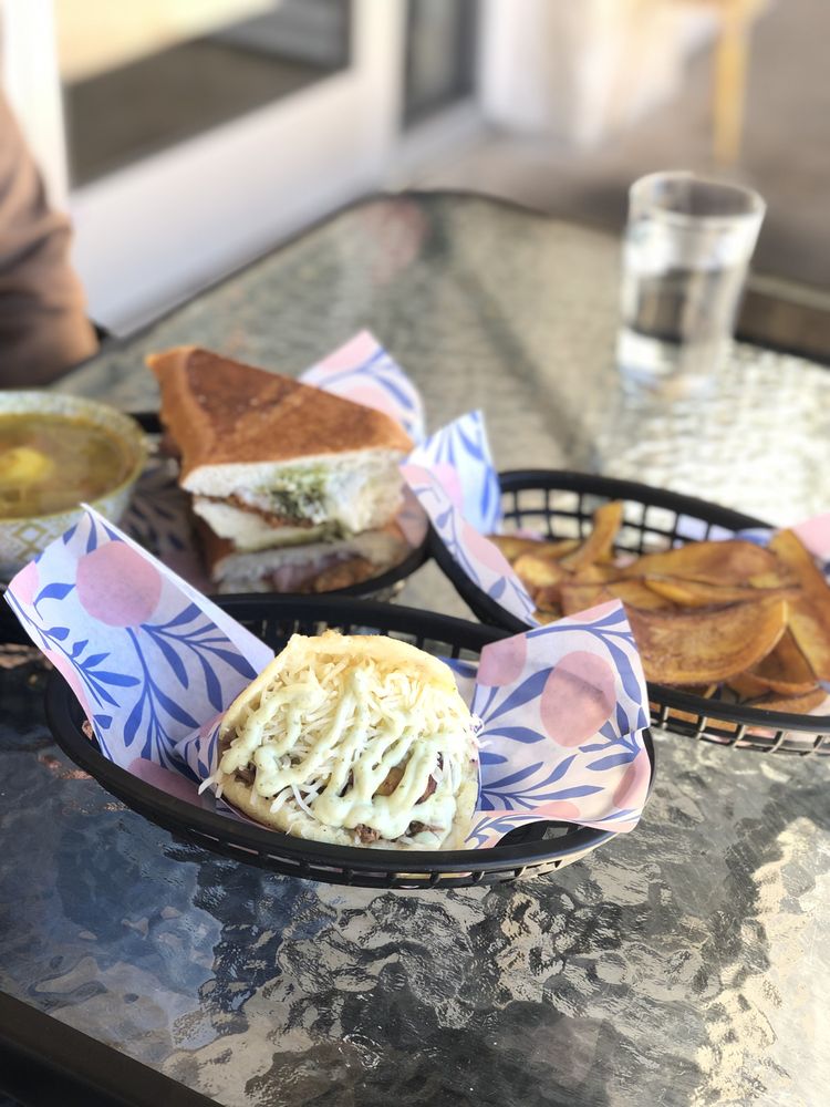 Bilia Eatery & Coffee Bilia Eatery & Coffee