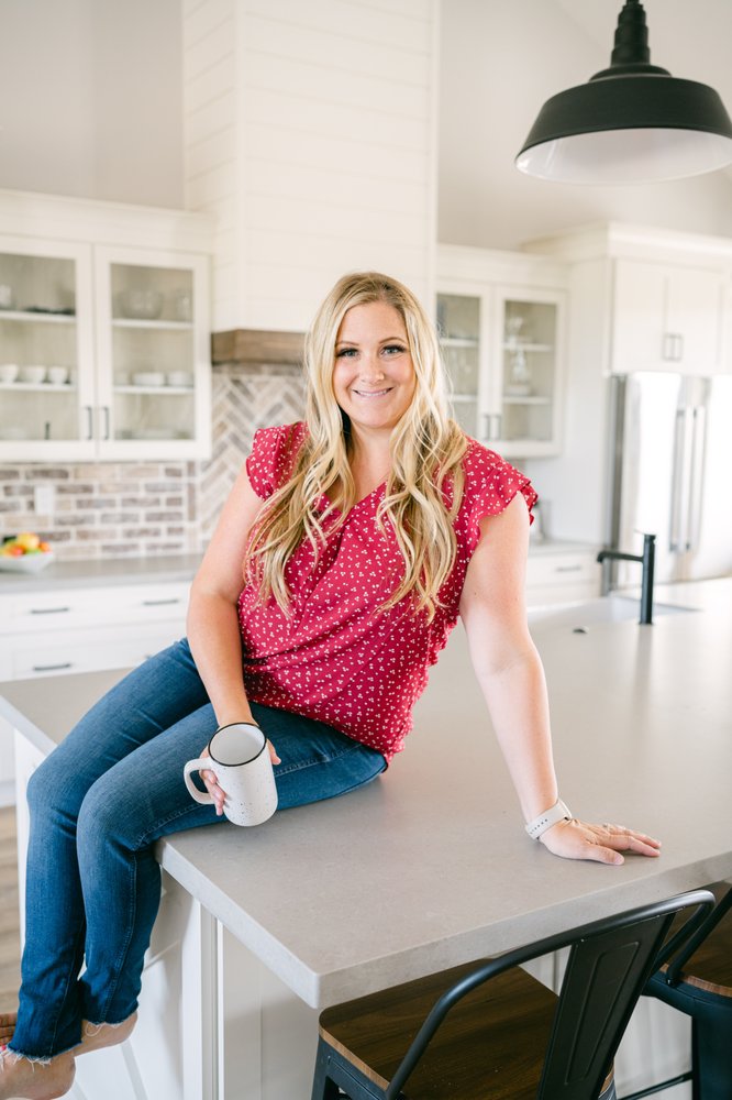 Nicki Burns, Realtor