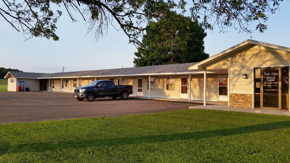 TwiLite Motel Hotels 18981 State Hwy 40, Bloomer, WI Phone