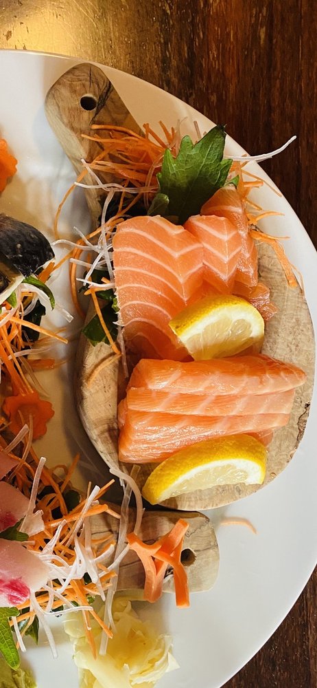 Coco's Sushi & Izakaya