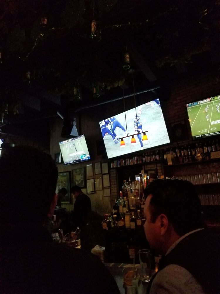 Leprechaun Irish Pub