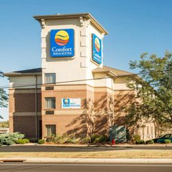 Comfort Inn Suites 16 Photos Hotels 5944 West Chester Rd Photo Of Comfort Inn Suites West Chester Oh United States