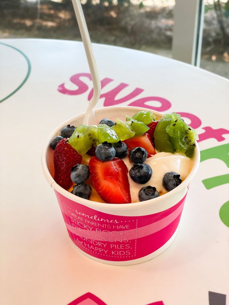 sweetFrog Premium Frozen Yogurt