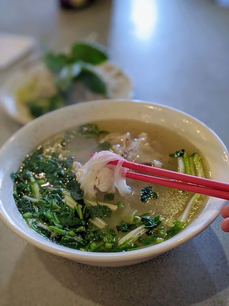 Huong Sizzling Wok