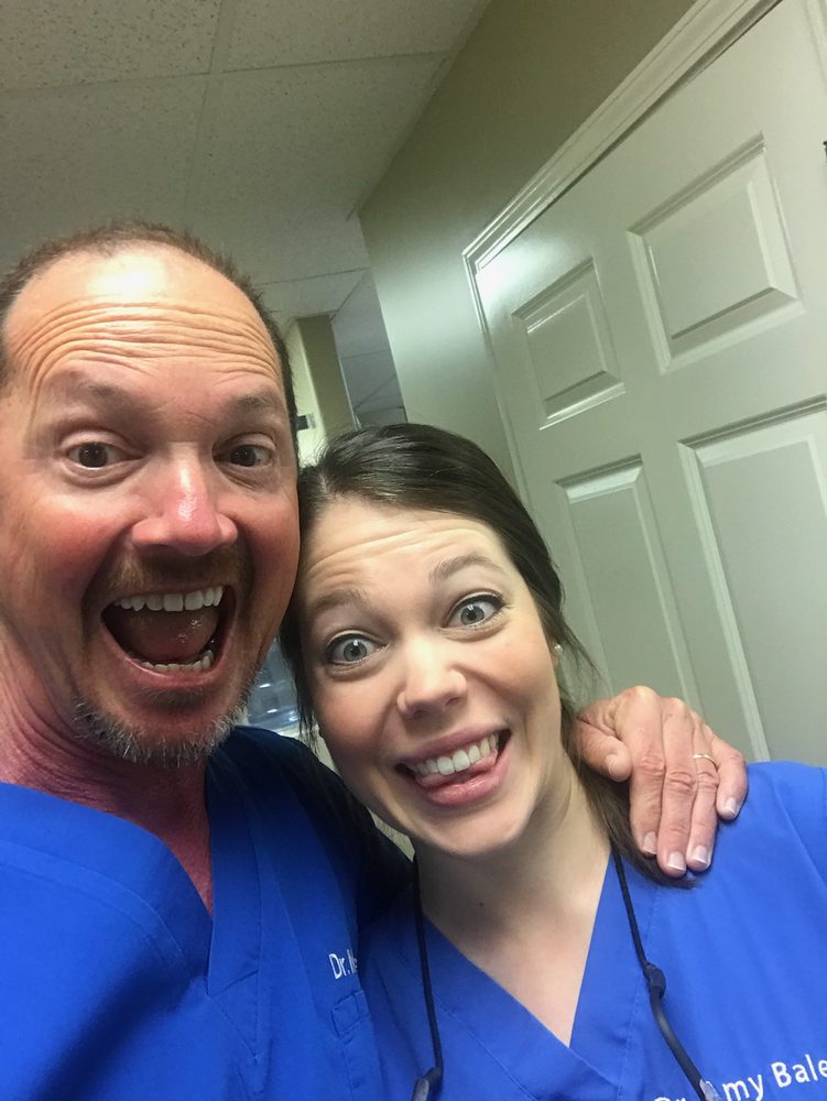 image of business Max Breazeal, DDS