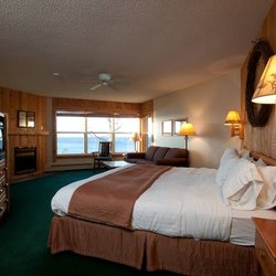 Cove Point Lodge 30 Photos 16 Reviews Hotels 4614 Hwy 61 Photo Of Cove Point Lodge Beaver Bay Mn United States
