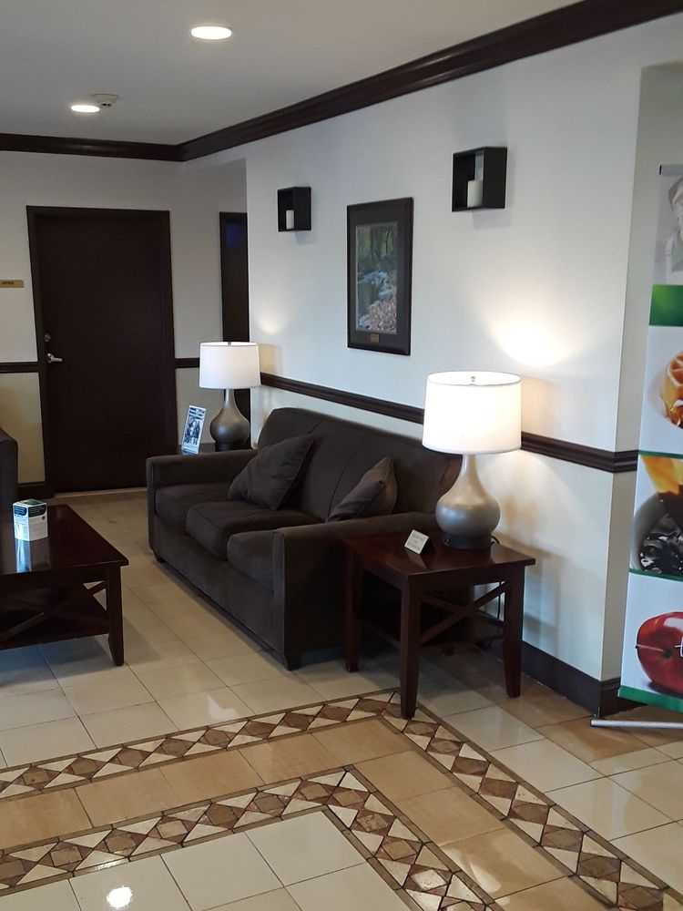 Quality Inn & Suites Quakertown-Allentown Photo