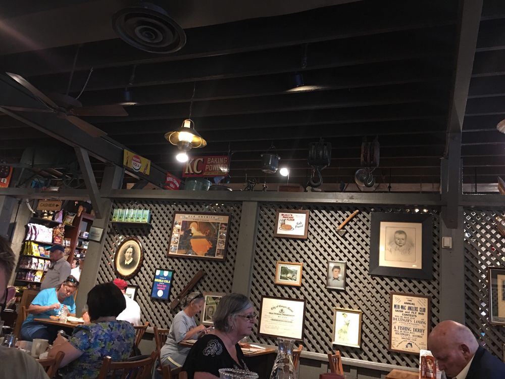 Cracker Barrel Old Country Store 17 Reviews American (Traditional