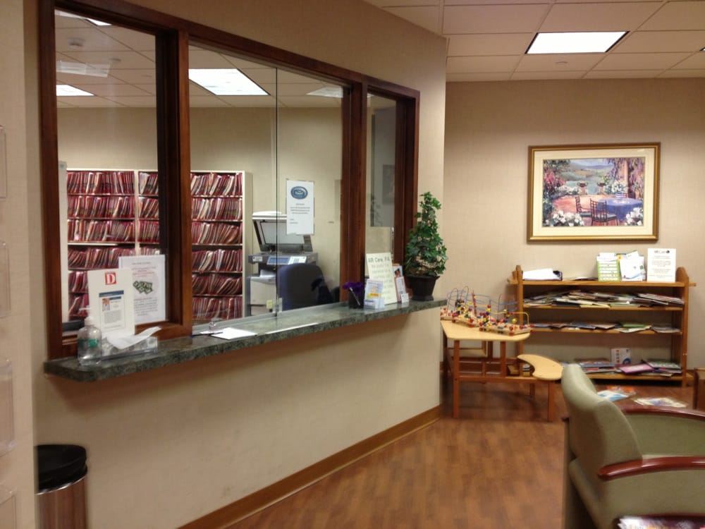 image of business Elisa Lange, MD - Air Care