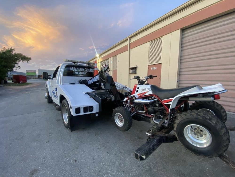 J&C Towing