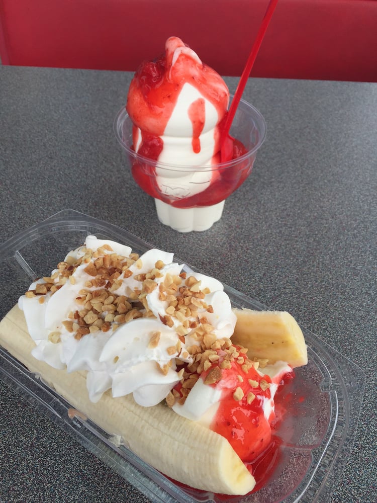 Strawberry sundae and banana split. Yelp Strawberry sundae and banana split. Yelp