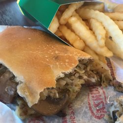 Runza Fast Food 8550 Andermatt Dr Lincoln Ne Restaurant Photo Of Runza Lincoln Ne United States Mushroom Swiss Sandwich