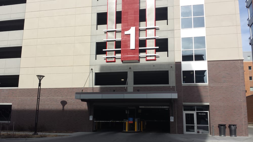 Red 1 Garage