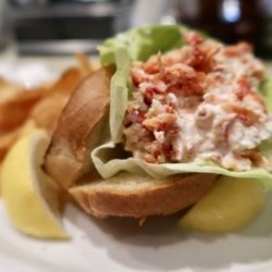 The Best 10 Seafood Restaurants Near San Francisco International 17 Yankee Pier