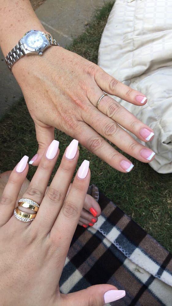 Acrylic Coffin Shaped With Pink Polish By Tina Solar Pink Sparkle