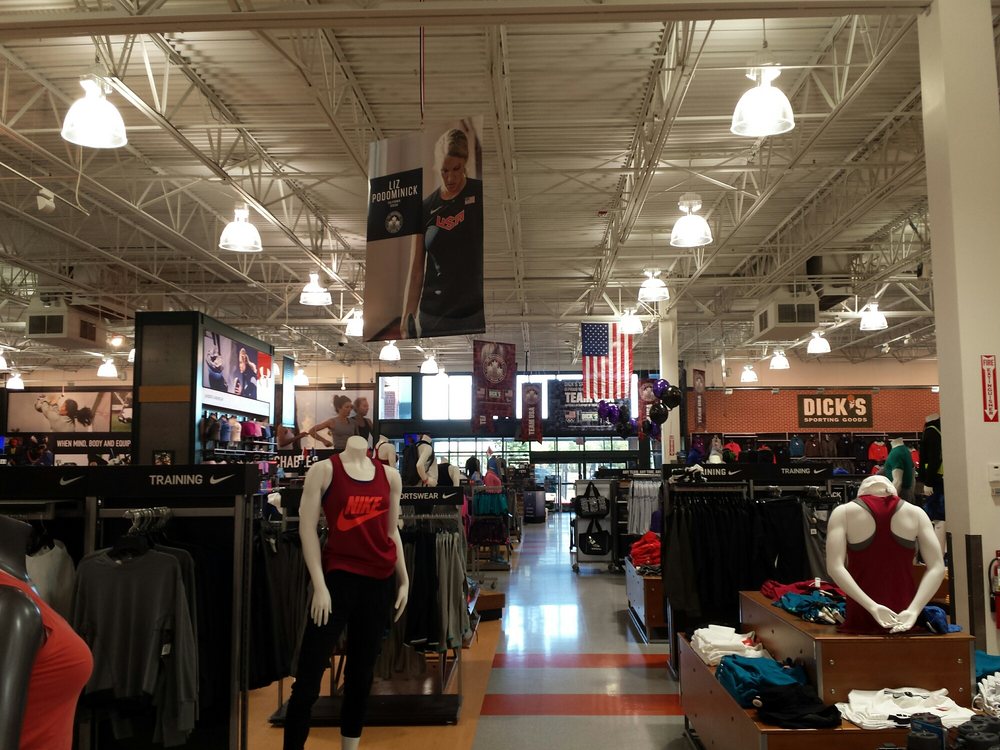 DICK'S Sporting Goods