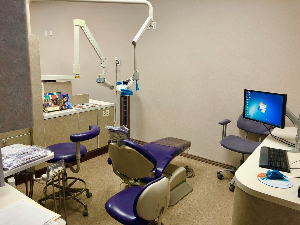 image of business Levita Mariano-Cavero, DDS