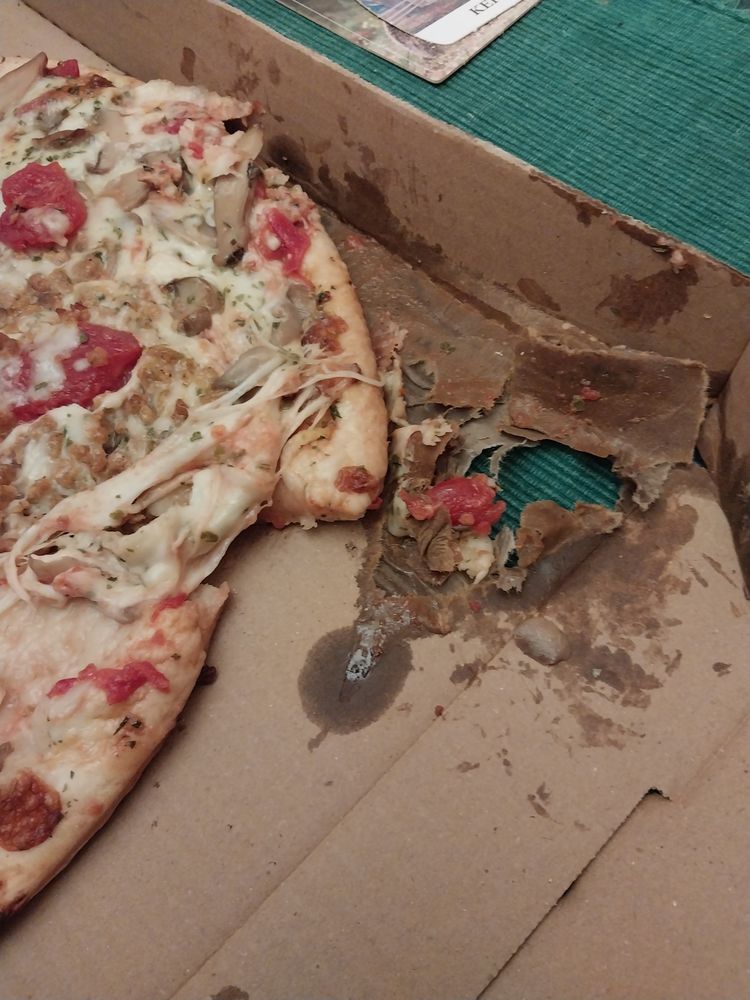 Santo's Pizza