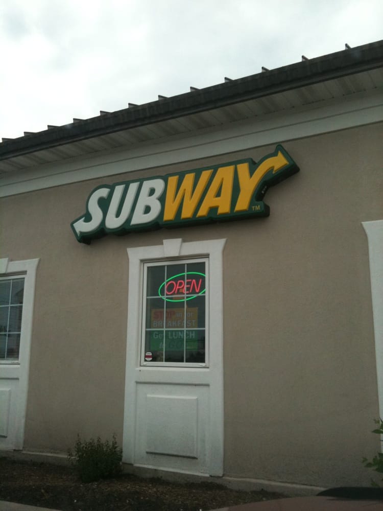 Subway Restaurants
