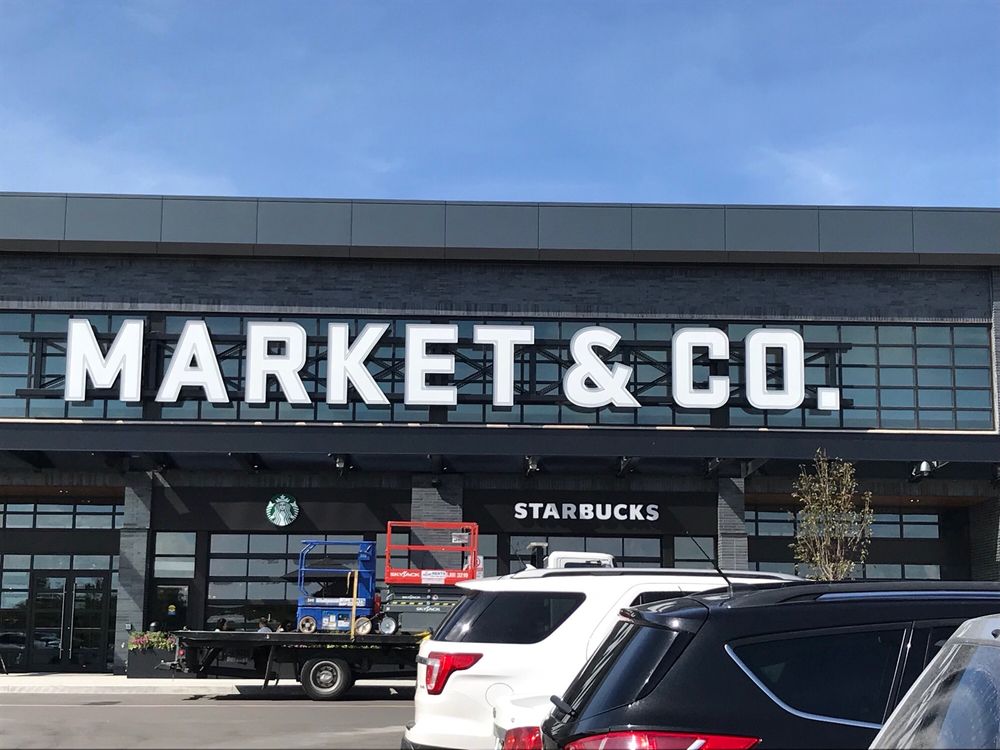 Upper Canada Mall 10 Photos & 32 Reviews Shopping Centers 17600