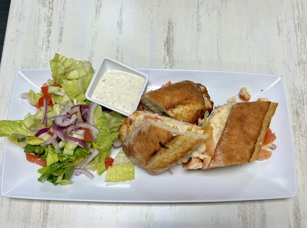 Yum Berry Cafe & Sushi Bar