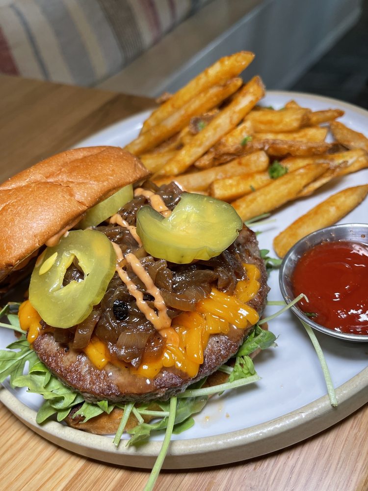 Good Vibes Plant-based Bar + Kitchen Good Vibes Plant-based Bar + Kitchen